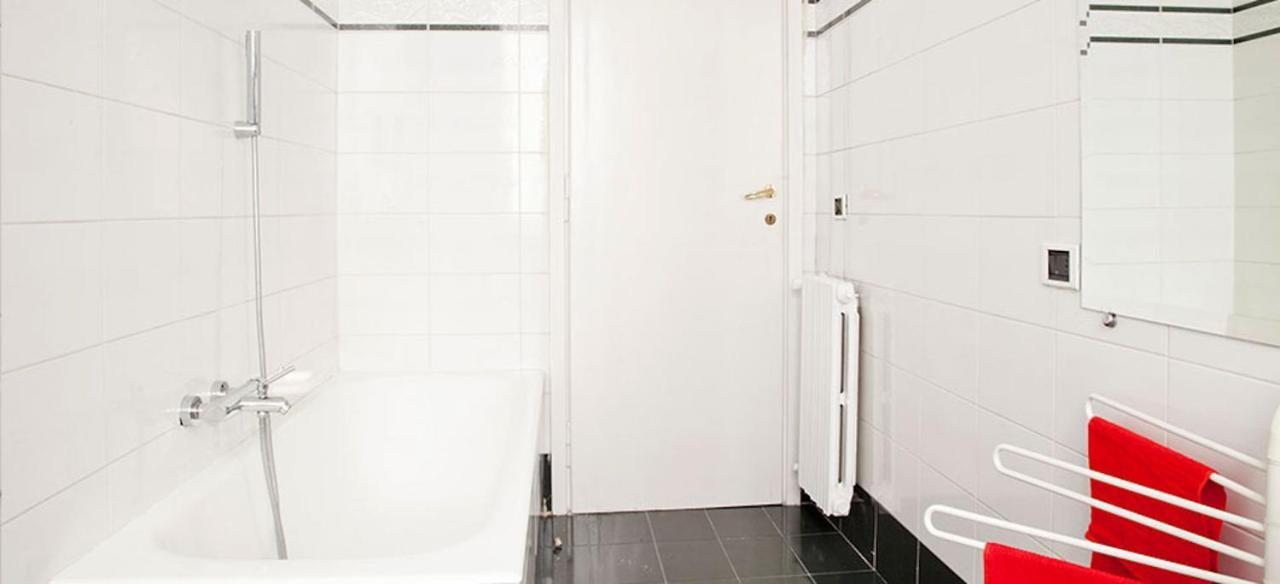 Gasthuis Kamchu Apartments: Ada *