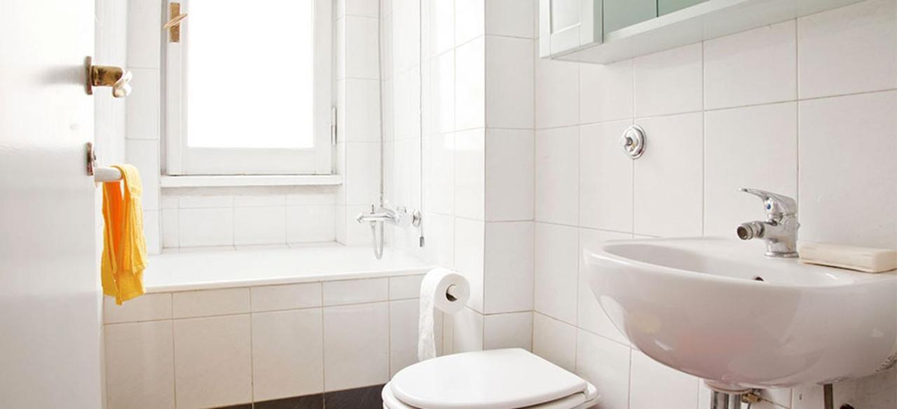 Kamchu Apartments: Ada Gasthuis